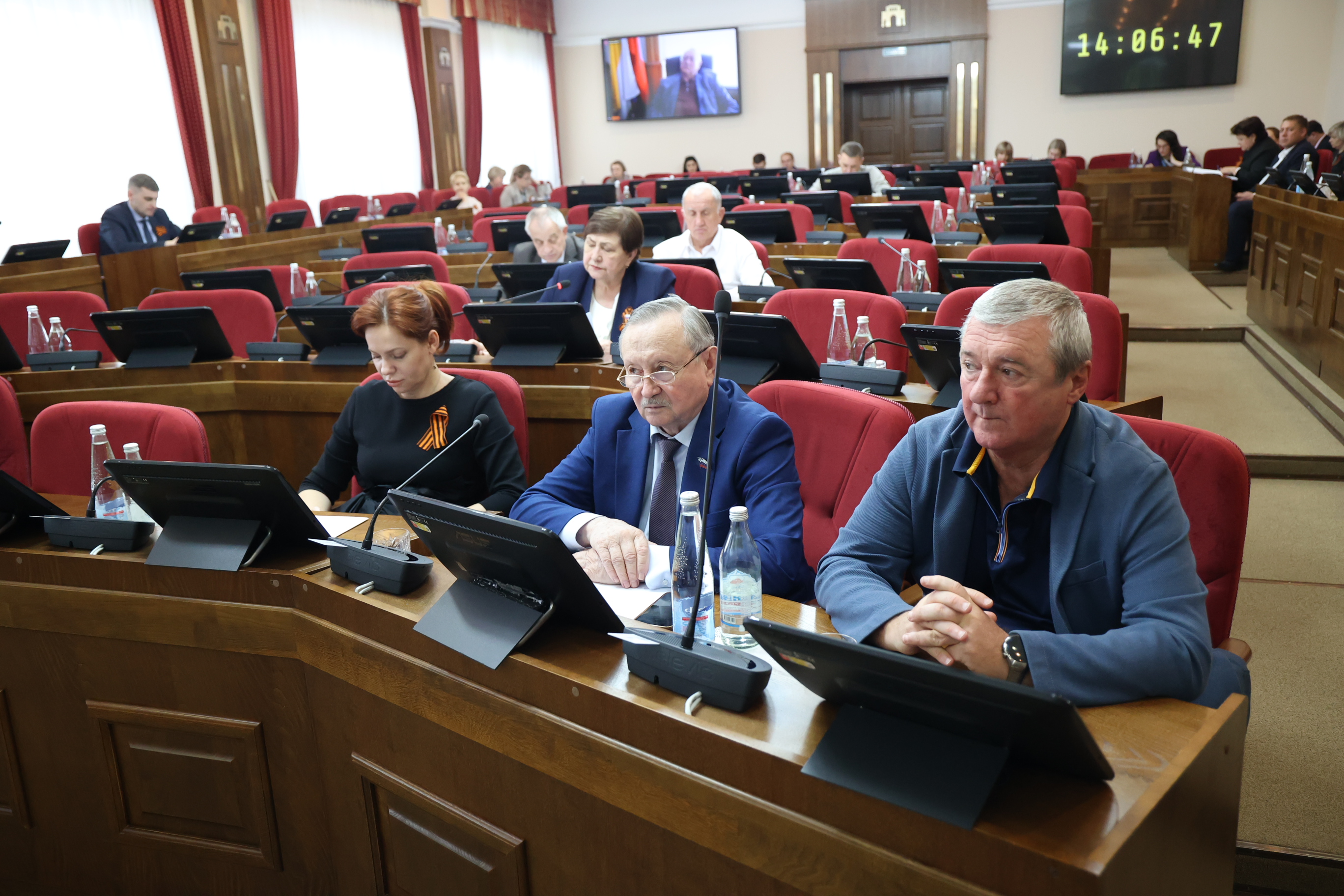 Совет Думы утвердил повестку апрельского заседания