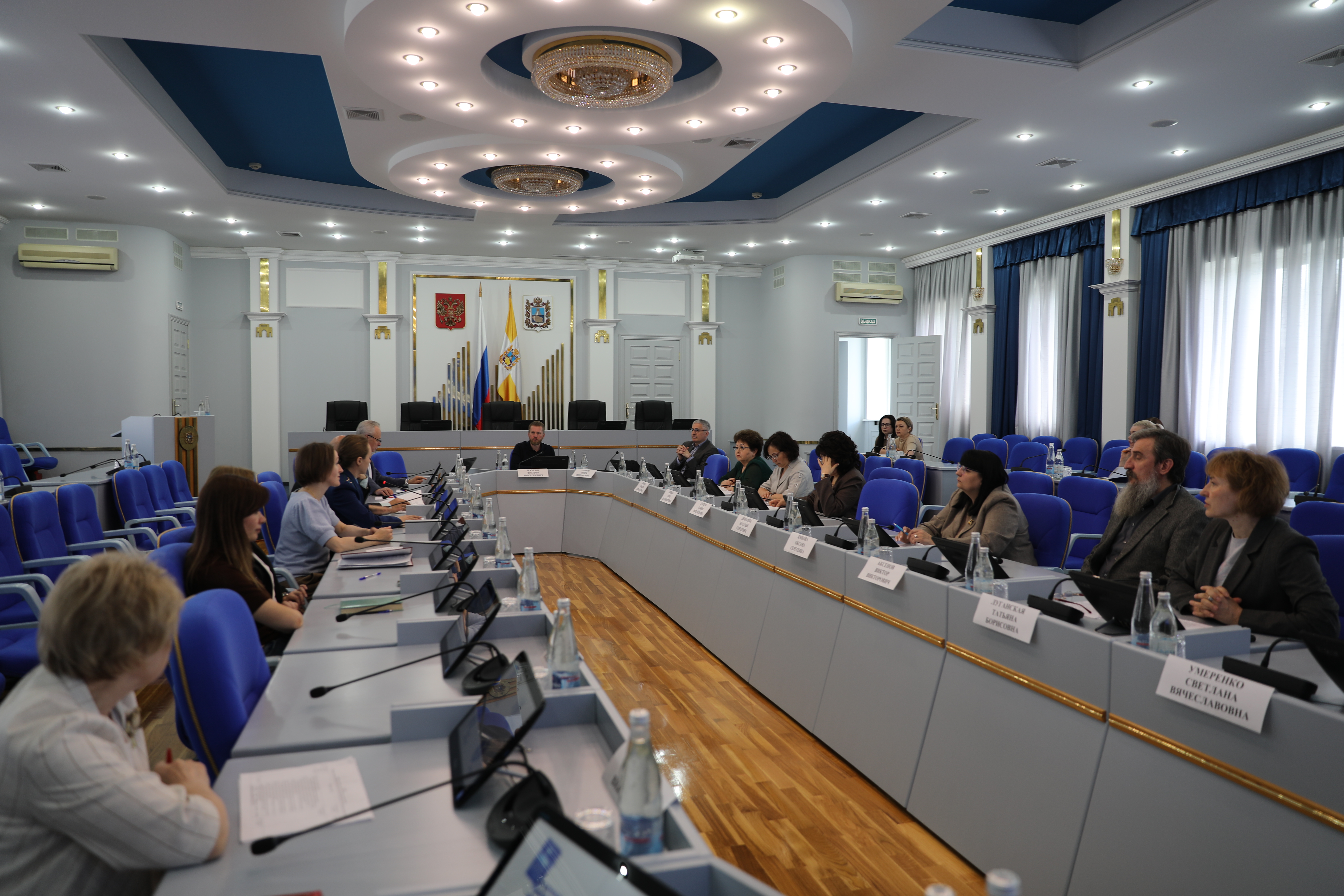 В Думе продолжается работа по совершенствованию законодательства об установке мемориальных объектов