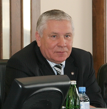 Виктор Вышинский: "Бомба" для КМВ