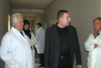 ДЕПУТАТСКИЕ ДЕНЬГИ НА ДЕТСКУЮ БОЛЬНИЦУ