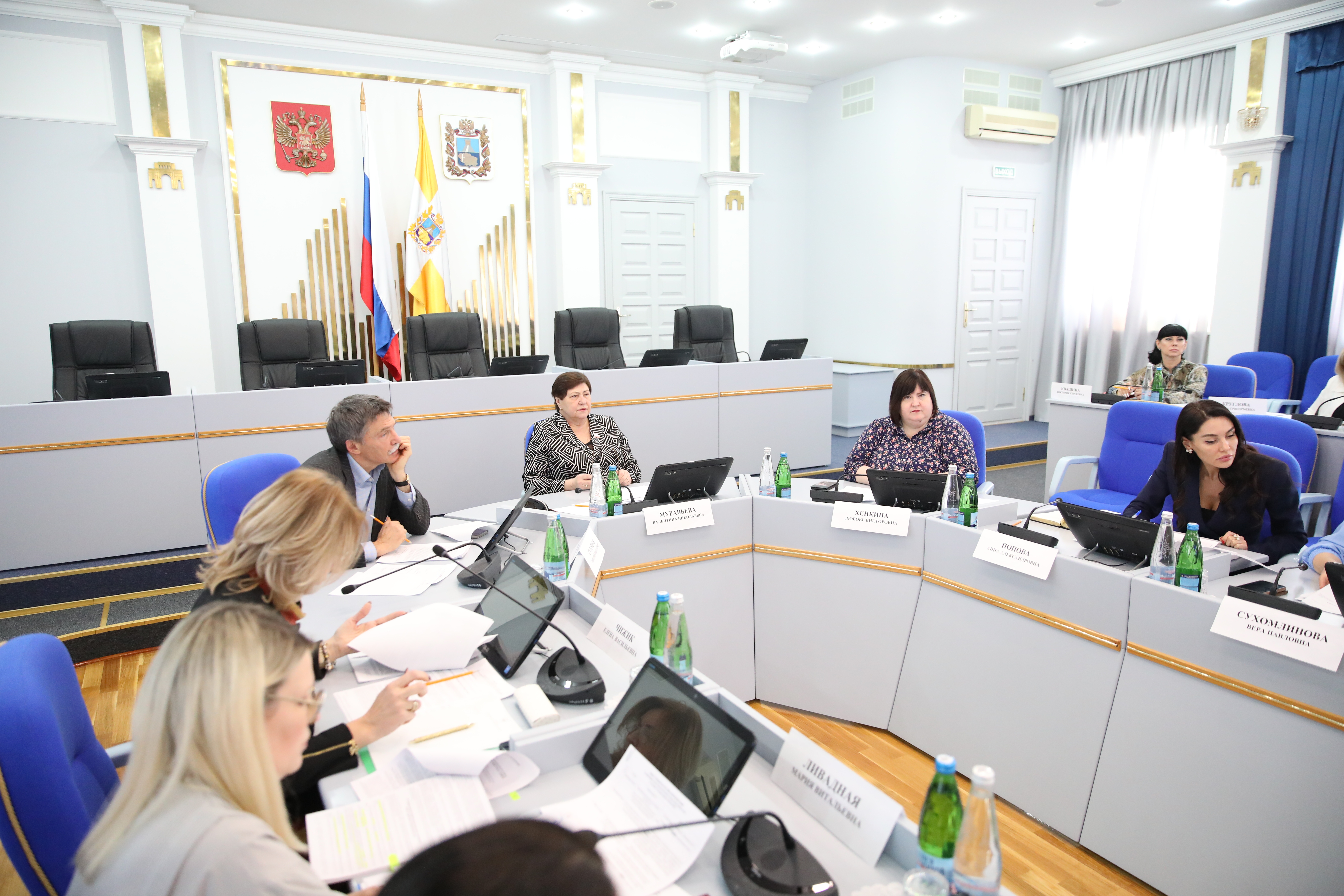 В Думе рассмотрены предложения прокуратуры по совершенствованию законодательства о поддержке многодетных семей