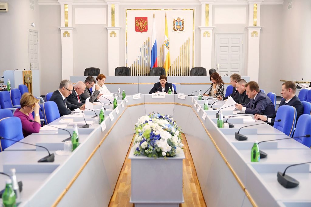 Инвалидов, участников ВОВ и несовершеннолетних узников фашизма освободят от оплаты коммуналки