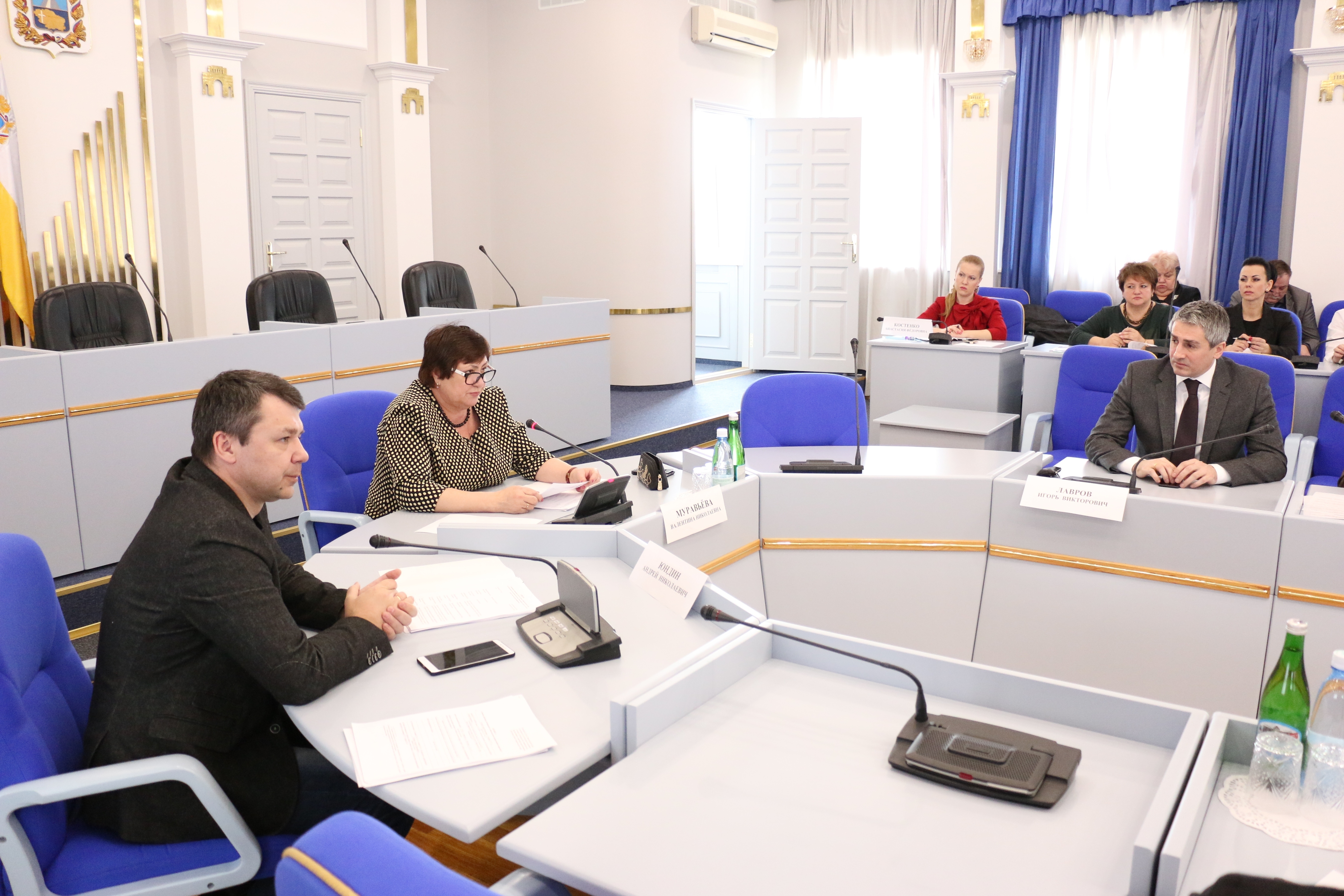 Парламентарии задумались над тем, как помочь бездомным