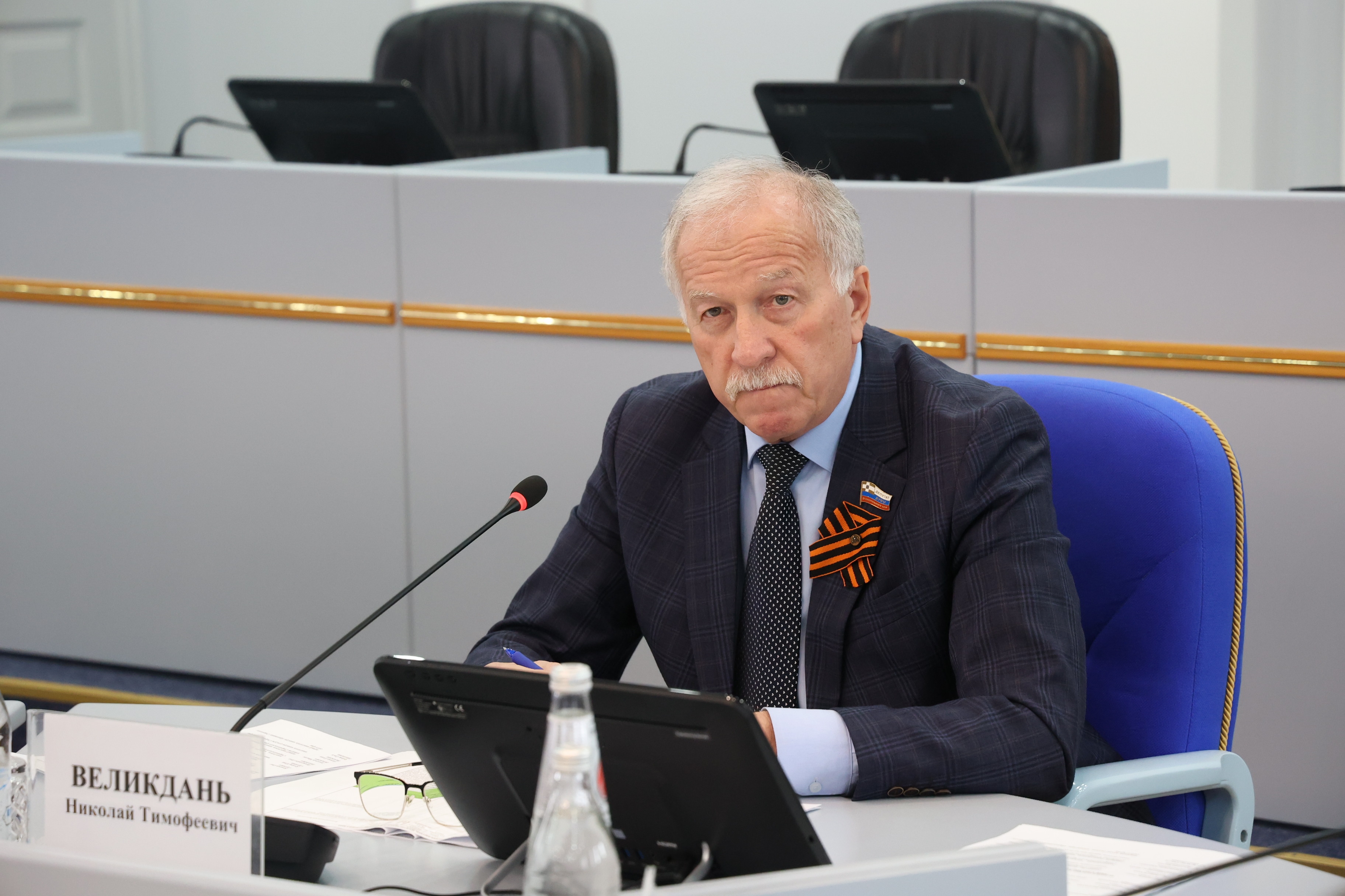 Николай Великдань заявил о необходимости наращивания объемов производства отечественной сельхозтехники и ветпрепаратов