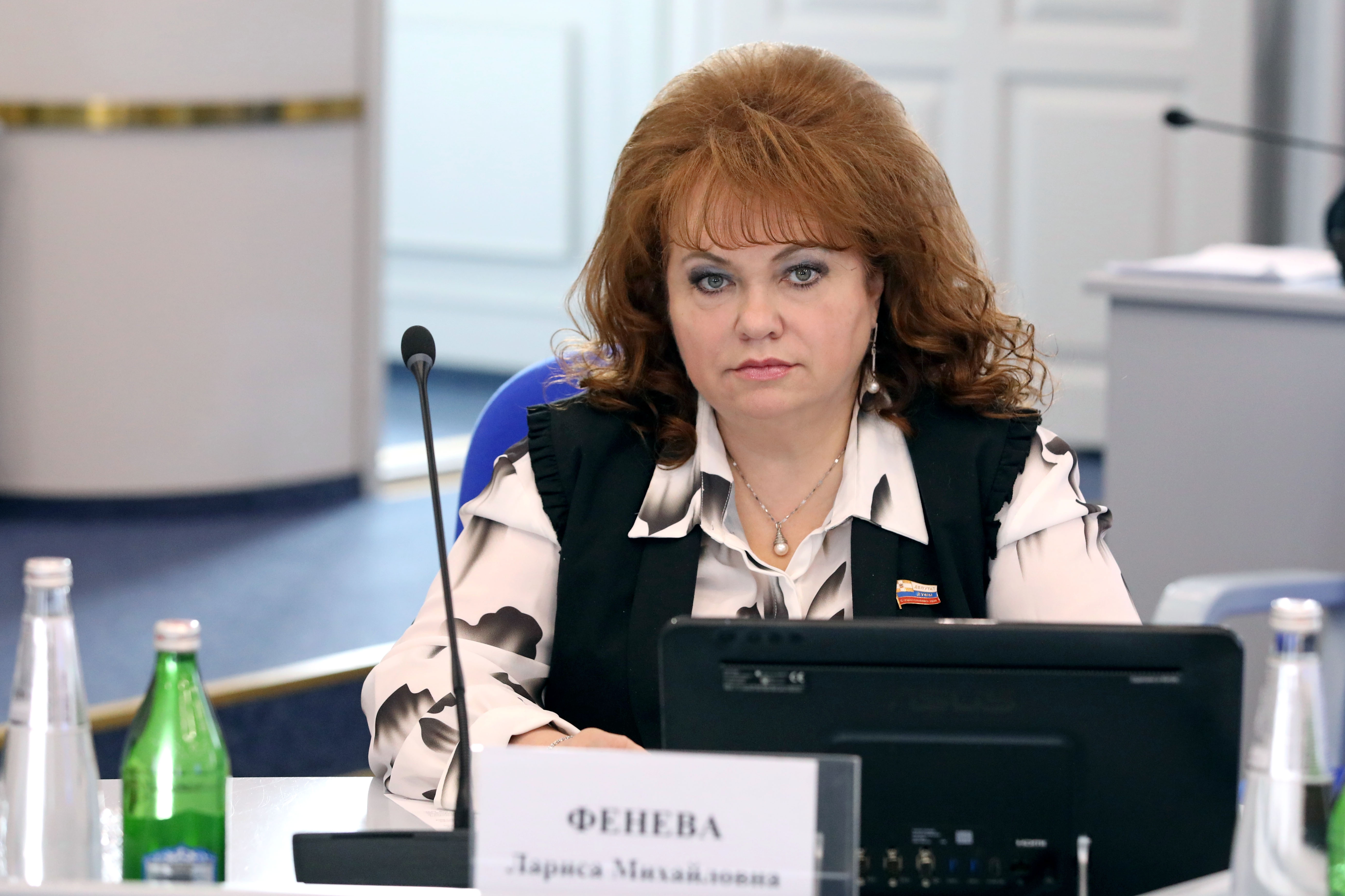 Депутат Лариса Фенева: Главная задача педагога – воспитание патриота своей страны