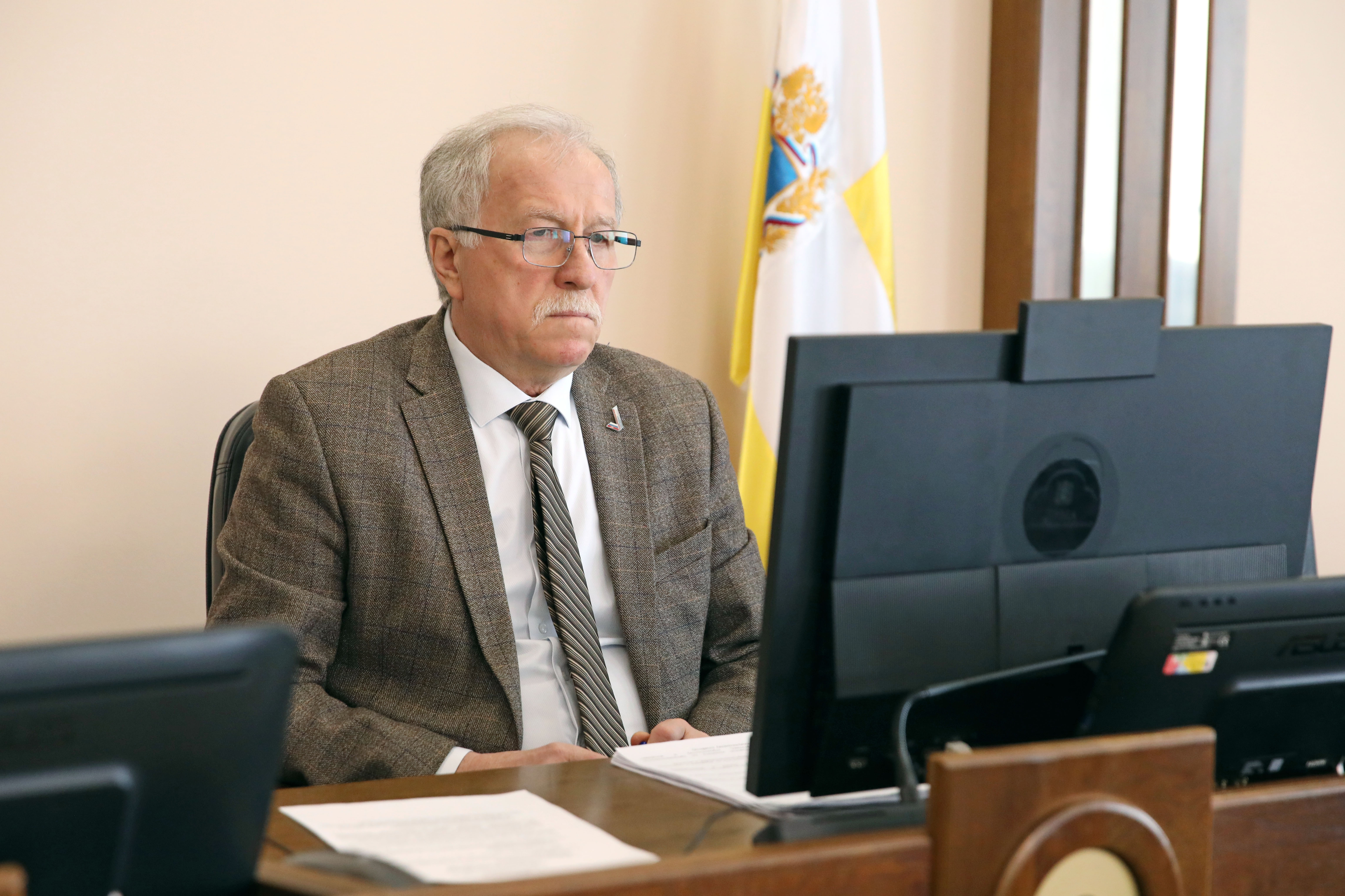 Вопросы сельского хозяйства и ЖКХ – в центре внимания законодателей