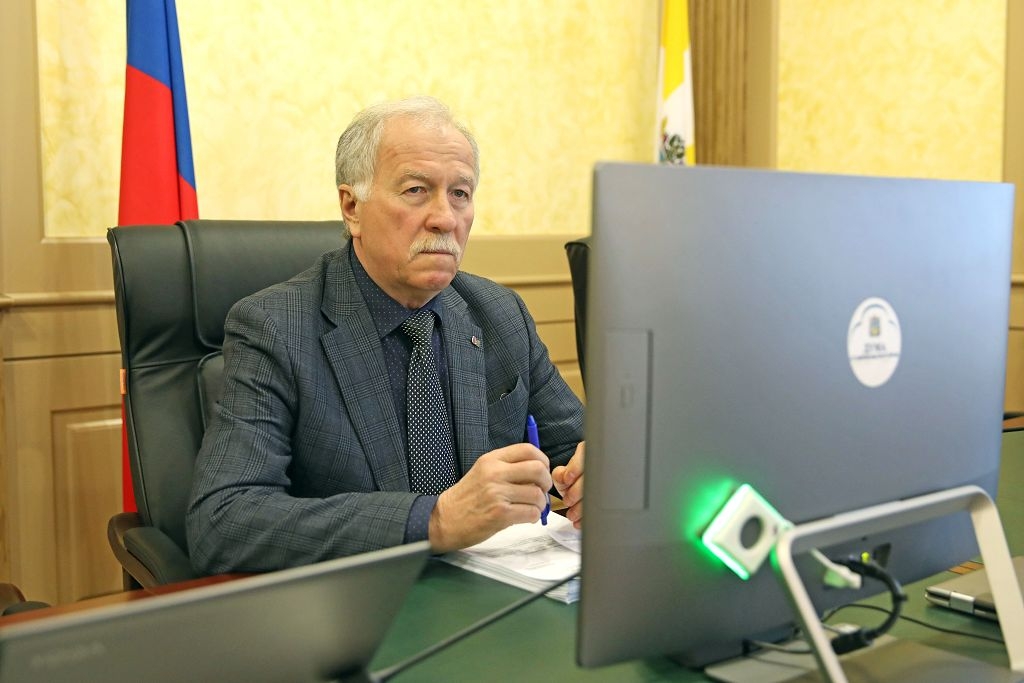 В Думу Ставрополья внесены законопроекты о квотировании рабочих мест для инвалидов и транспортном обслуживании населения