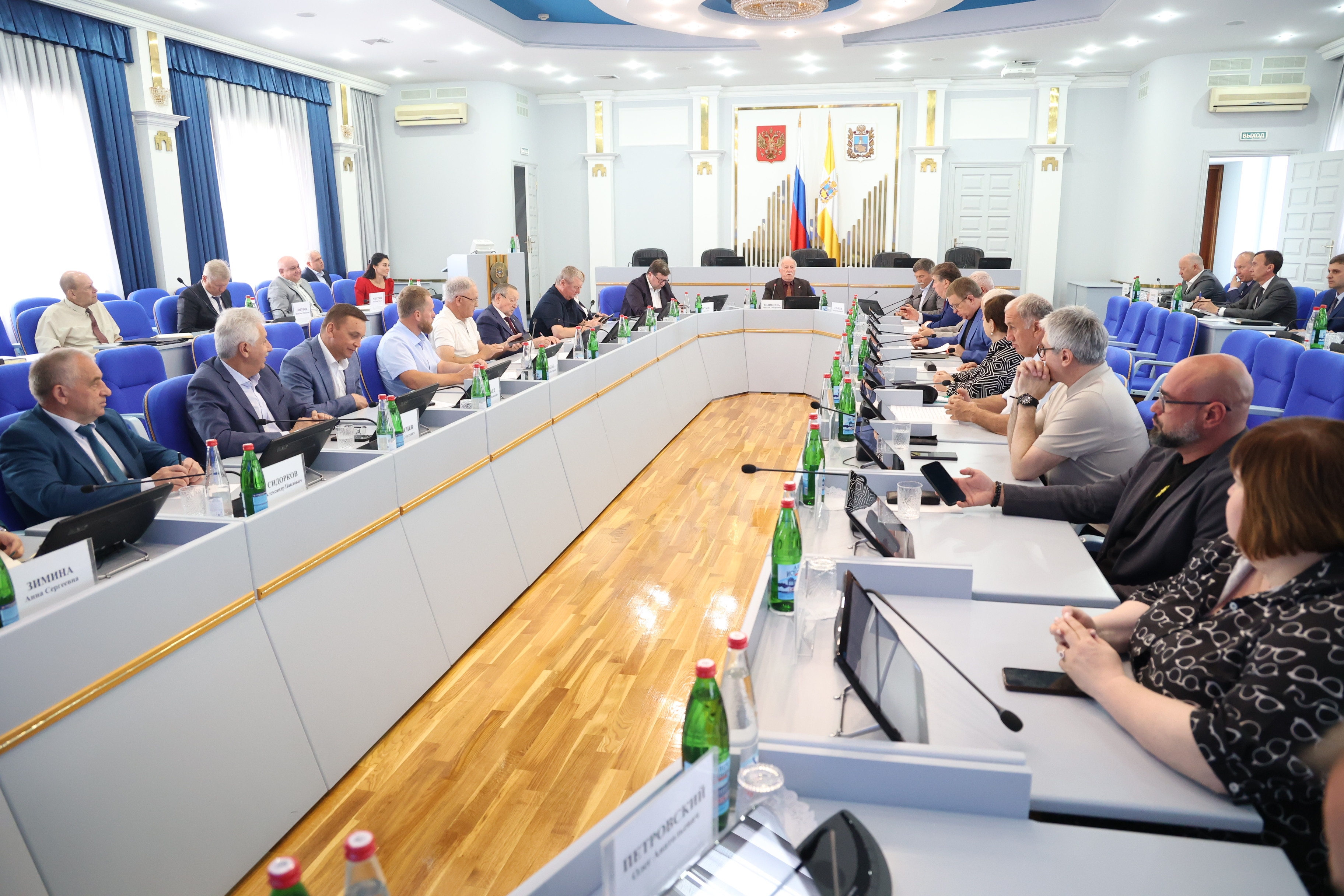 Николай Великдань нацелил депутатов принять участие в предуборочных совещаниях