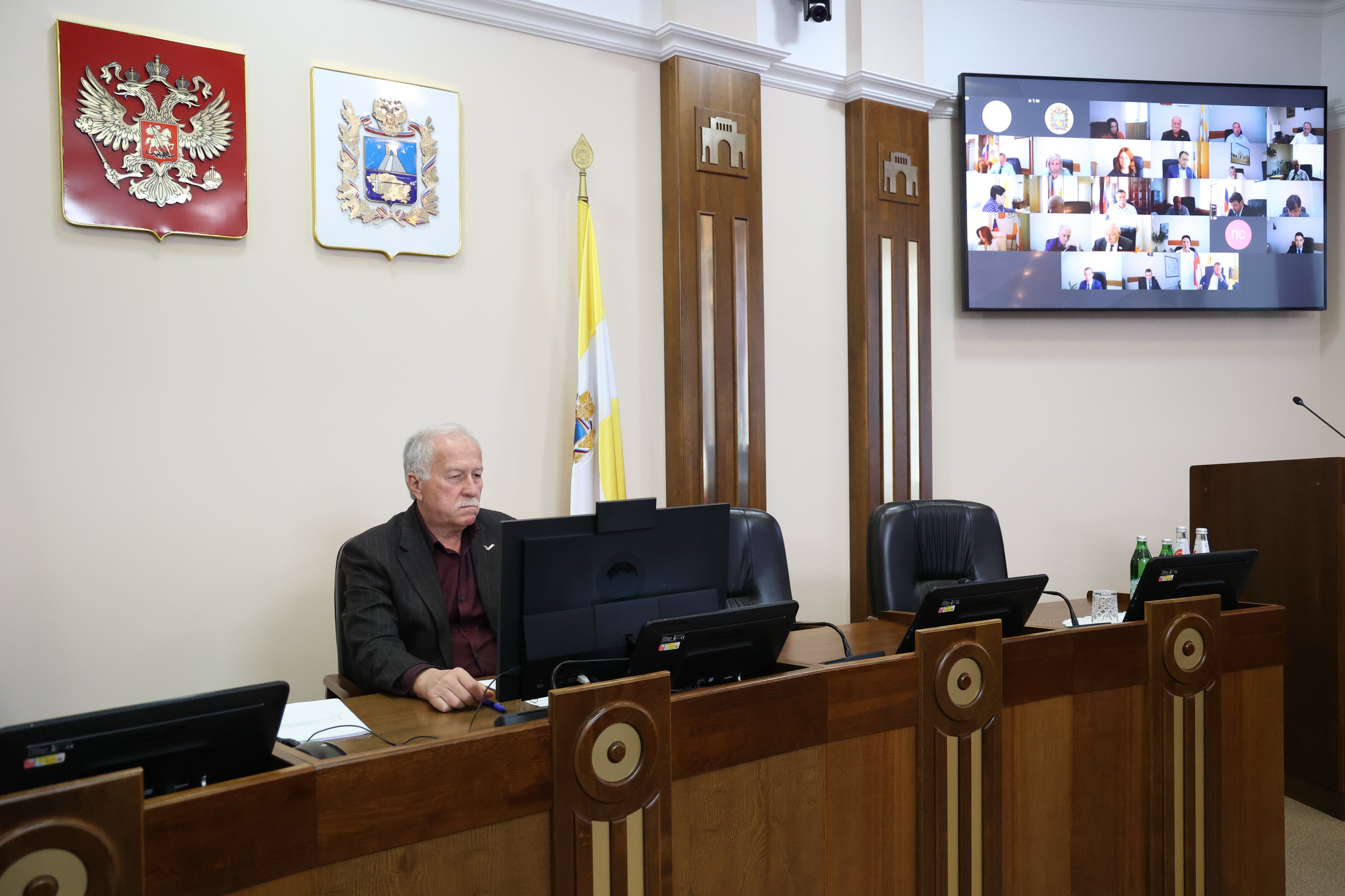 Депутаты Думы края примут участие в работе международной выставки-форума «Россия» в Москве
