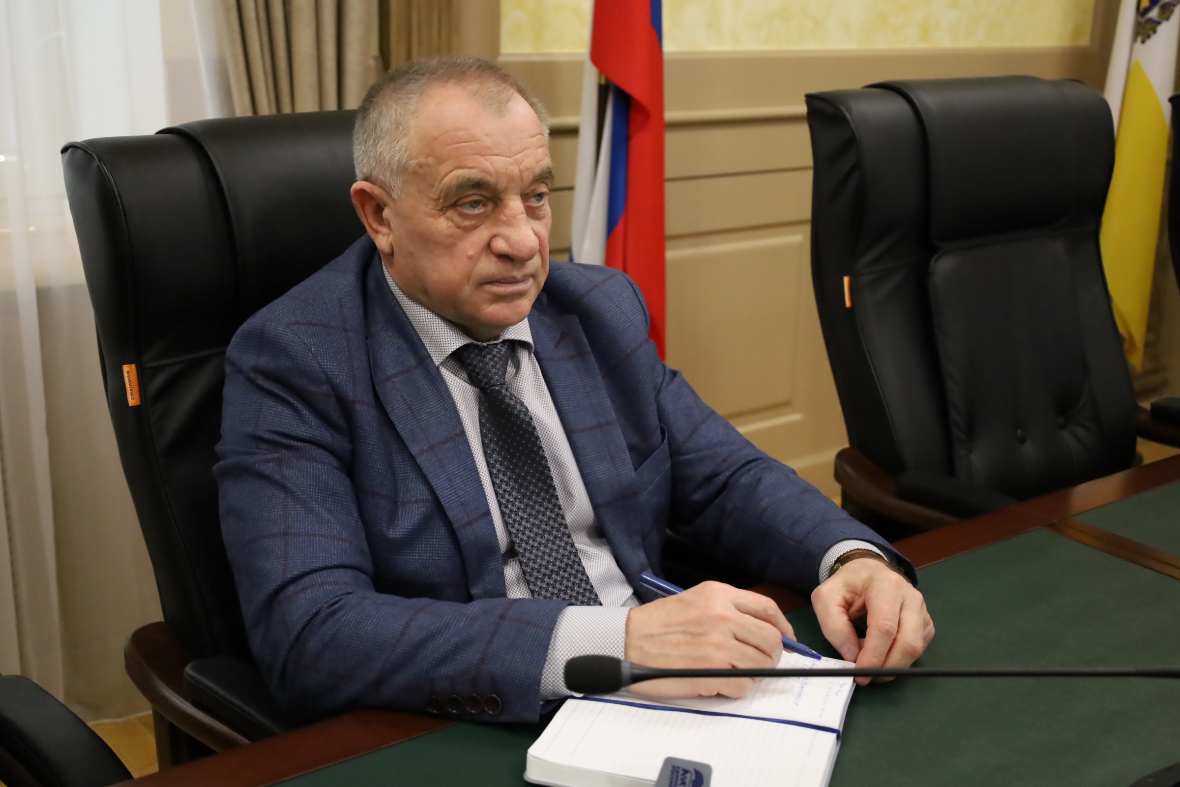 Перспективы развития железнодорожного транспорта рассмотрели в Госдуме РФ