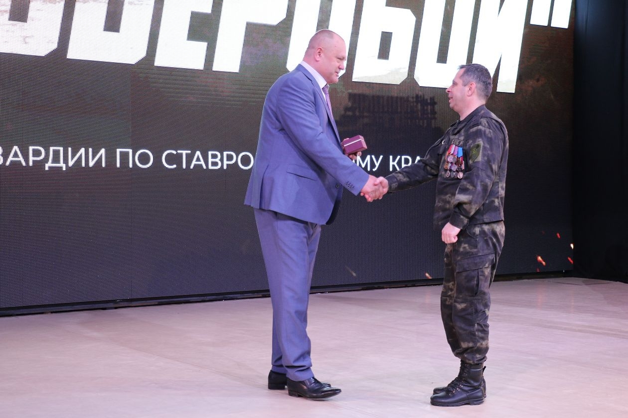 Депутат краевой Думы Сергей Шевелев поздравил с 30-летием создания ставропольский отряд СОБР «Зверобой»