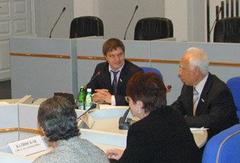 О ФИНАНСОВЫХ ВОПРОСАХ И ПАТРОНАТНОЙ СЕМЬЕ