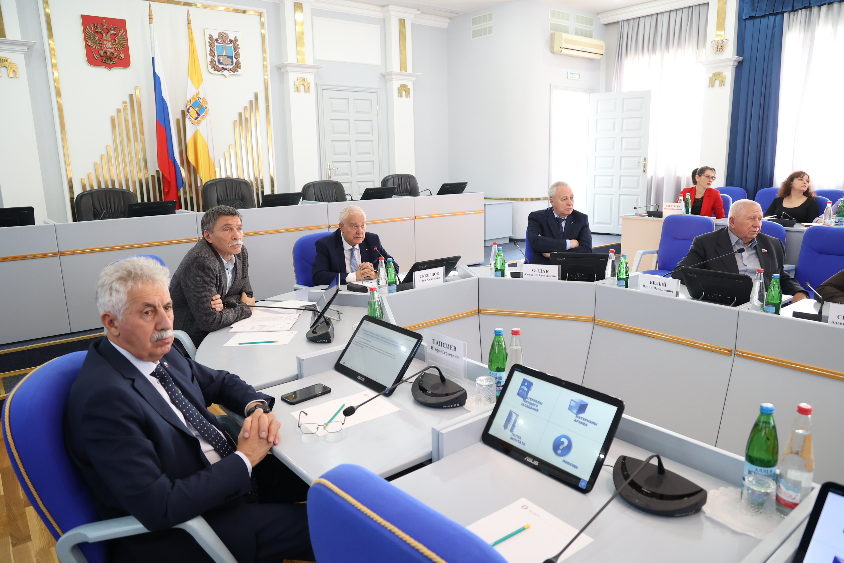 Краевые депутаты рассмотрели обновленную схему одномандатных избирательных округов