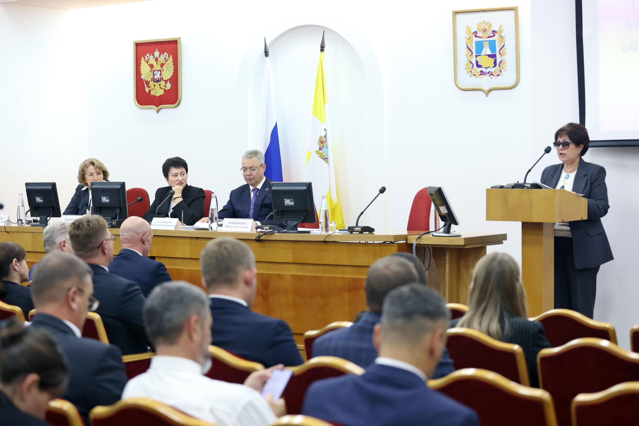 Любовь Маковская призвала муниципалитеты продолжать активное сотрудничество с краевой Думой