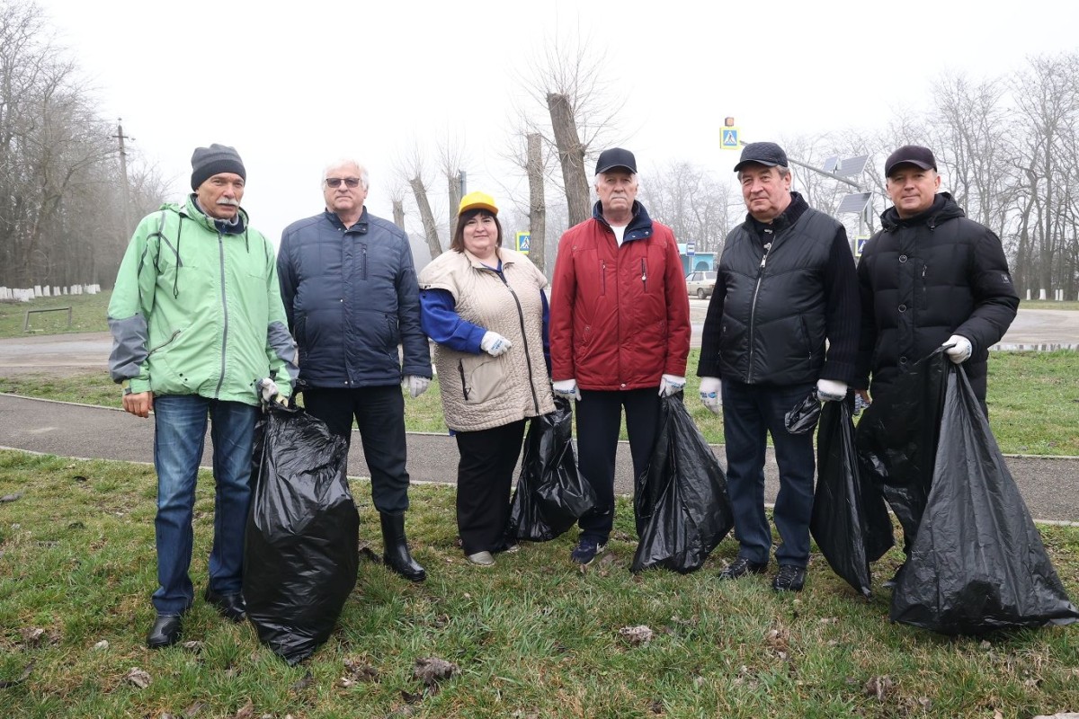 Краевая Дума приняла участие в весенней экологической акции