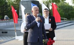 Игорь Андрющенко принял участие передаче частиц Вечного огня доставленных с Мамаева кургана