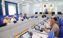 В Думе края состоялось еженедельное рабочее совещание