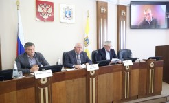 Краевые депутаты работают над законопроектами о создании семейных предприятий и деятельности уполномоченного по правам предпринимателей