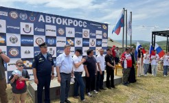 На Ставрополье состоялись соревнования по автокроссу, посвященные юбилею Победы