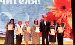 Николай Лопатин поздравил учителей Ессентуков с профессиональным праздником