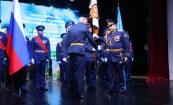 Краевые депутаты стали участниками церемонии вручения ордена Кутузова 247-му гвардейскому десантно-штурмовому Кавказскому казачьему полку