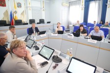 Депутаты обсудили основные изменения параметров краевого бюджета на 2026 год