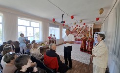 Анатолий Жданов поздравил детский сад «Чебурашка» с 50-летием