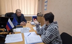 Анатолий Жданов провел прием граждан по вопросам старшего поколения