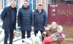 Дмитрий Шуваев поздравил с наступающим Новым годом и Рождеством фронтовиков Степновского и Советского округов