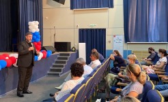 Депутаты встретились с трудовыми коллективами Труновского округа