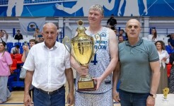 Игорь Андрющенко поздравил победителей Чемпионата Ставропольского края по баскетболу