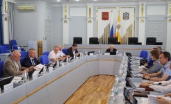 В Думе Ставрополья идет работа над законопроектом, предусматривающим снижение квалификационных требований для участников СВО