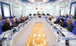 В Думе Ставрополья приступили к рассмотрению информации о результатах деятельности Правительства Ставропольского края за 2025 год